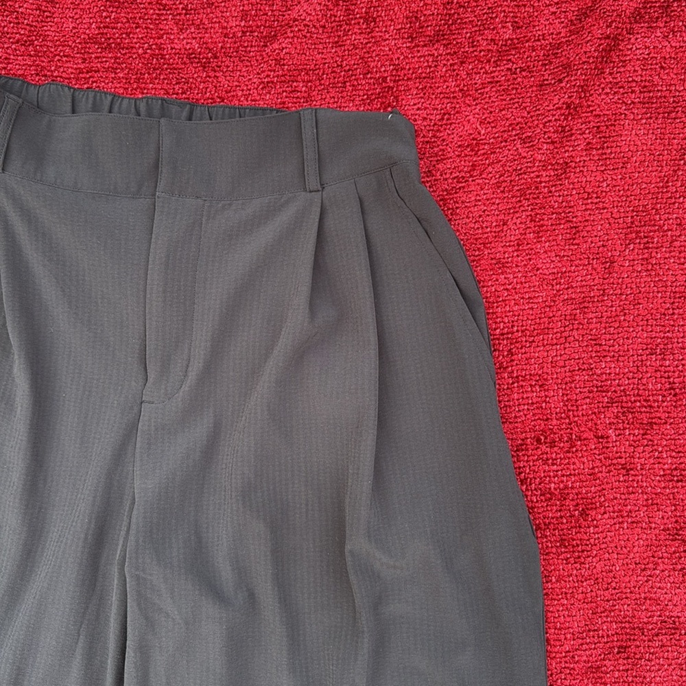 ALO Wide Leg Pant - Picture 4 of 11